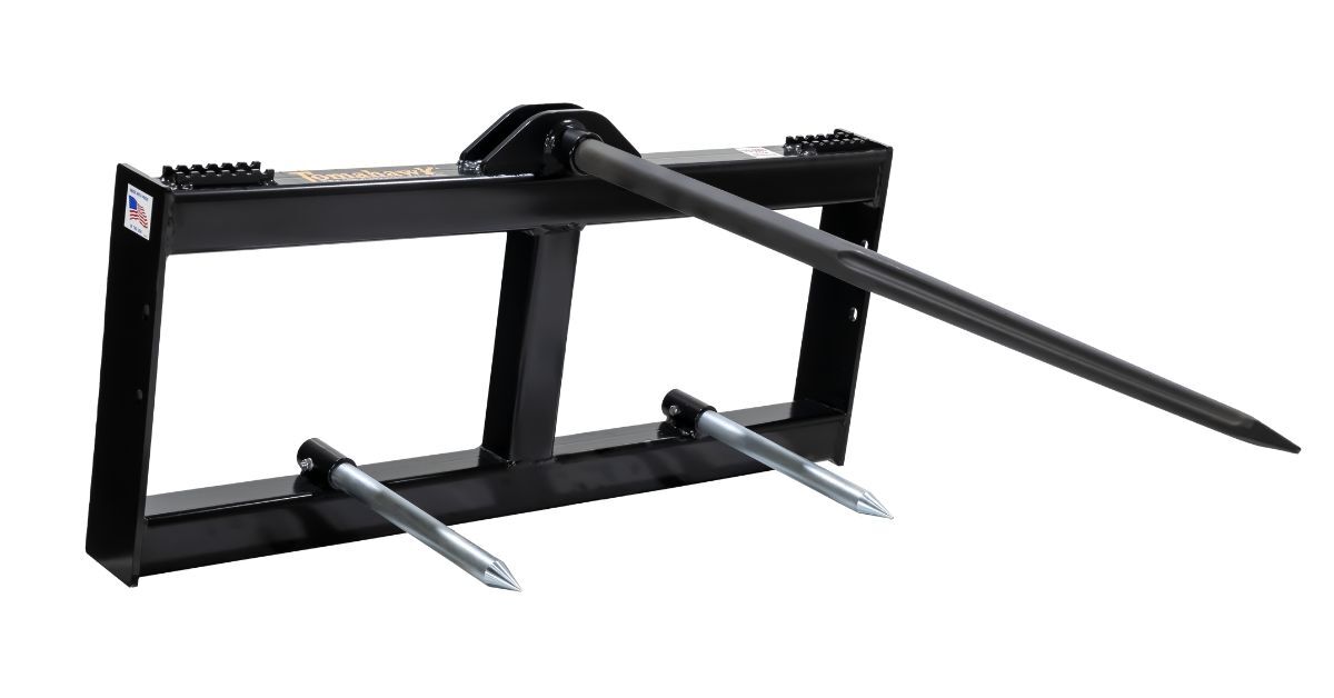 Choosing Between Single and Double Hay Spears for Your Dingo Choosing Between Single and Double Hay Spears for Your Dingo